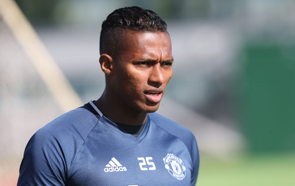 Valencia not interested in personal praise