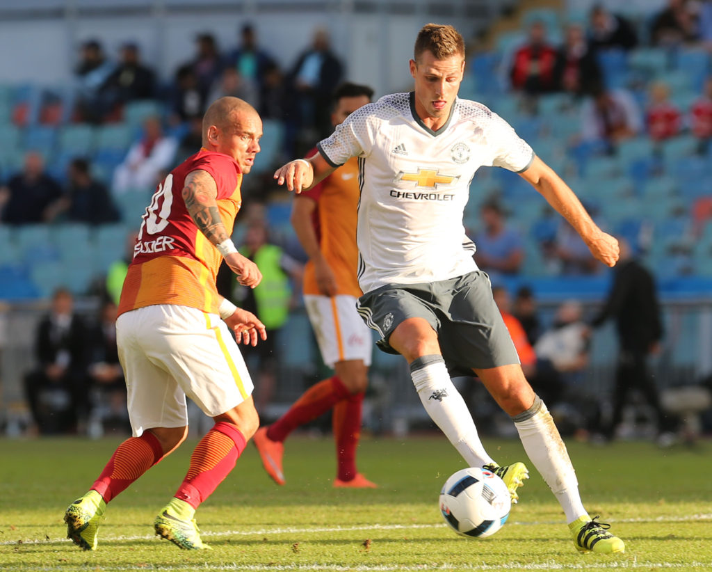 Schneiderlin ready to sink his teeth into the new season