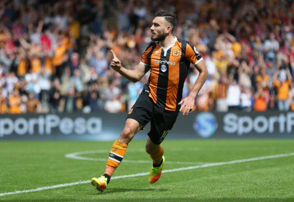 HULL, ENGLAND - AUGUST 13:  Robert Snodgrass of Hull City celebrates scoring his sides second goal during the Premier League match between Hull City and Leicester City at KCOM Stadium on August 13, 2016 in Hull, England.  (Photo by Alex Morton/Getty Images)