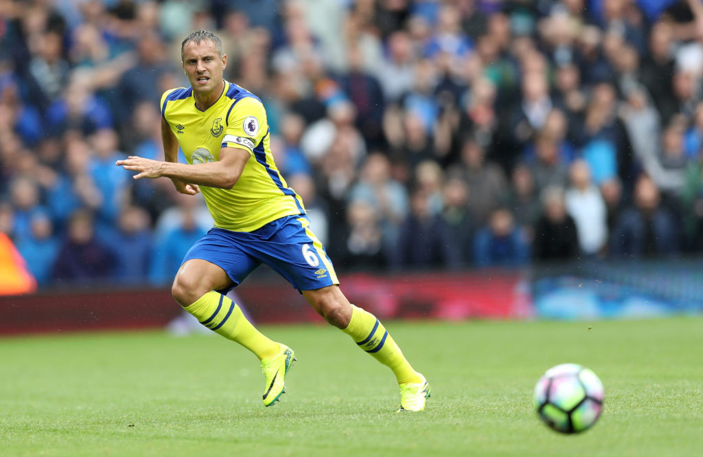 WEST BROMWICH, ENGLAND - AUGUST 20: Phil Jagielka of Everton during the Premier League match between West Bromwich Albion and Everton at The Hawthorns on August 20, 2016 in West Bromwich, England. (Photo by Lynne Cameron/Getty Images)