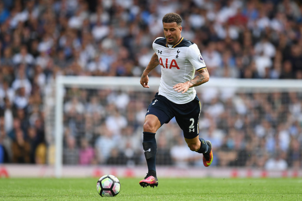 Walker hails “best” Tottenham team