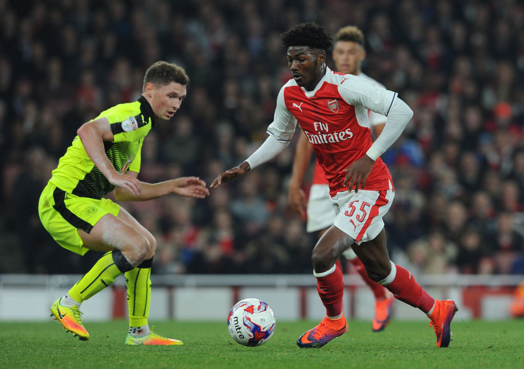 LONDON, ENGLAND - OCTOBER 25: Ainsley Maitland-Niles of Arsenal takes on George Evans of Reading during the match between Arsenal and Reading at Emirates Stadium on October 25, 2016 in London, England. (Photo by David Price/Arsenal FC via Getty Images)