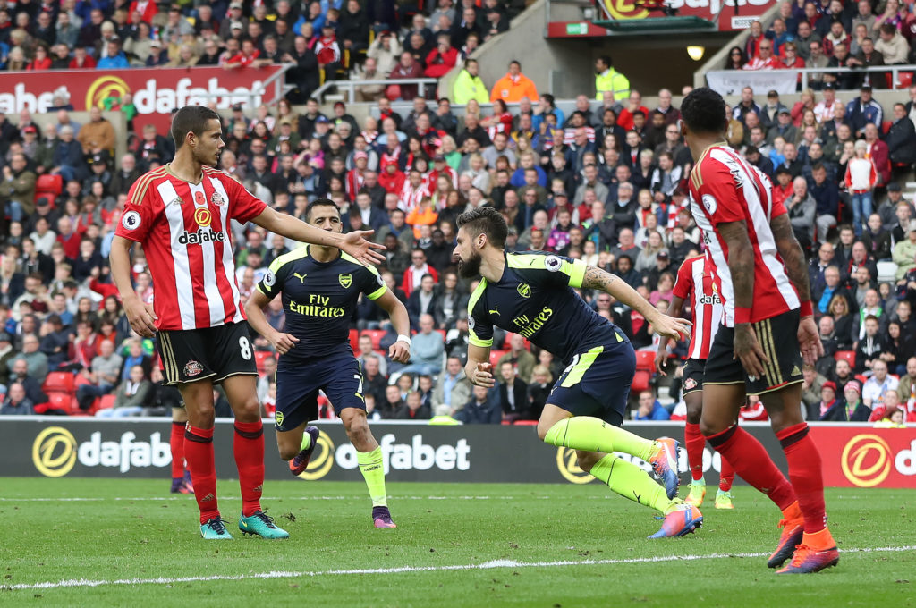 Olivier Giroud celebrates his first goal against Sunderland on Saturday. (Photo by Ian MacNicol/Getty Images)