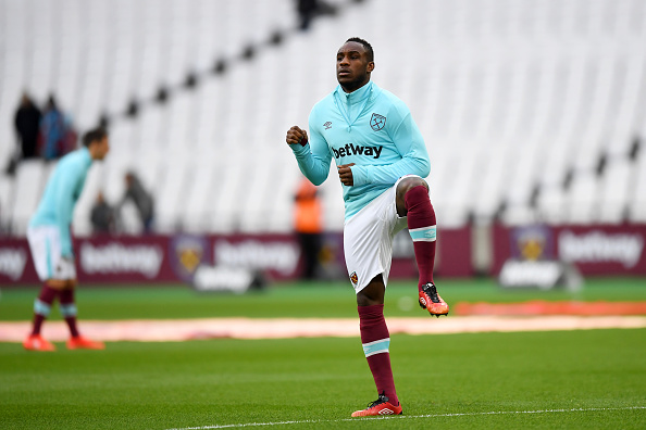 West Ham’s Antonio gives defenders a heads up of his intentions