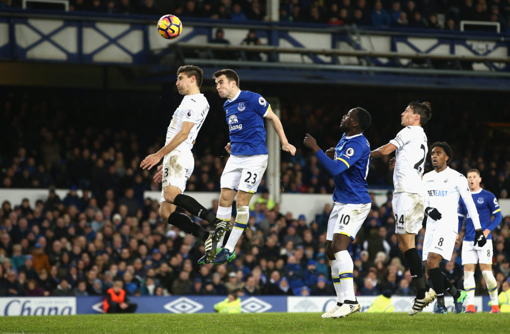 LIVERPOOL, ENGLAND - NOVEMBER 19: Seamus Coleman of Everton (C) scores his sides first goal via a header during the Premier League match between Everton and Swansea City at Goodison Park on November 19, 2016 in Liverpool, England. (Photo by Jan Kruger/Getty Images)