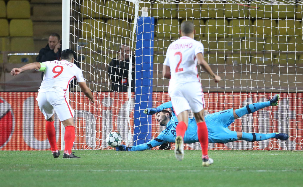 Lloris targets Spurs response to European disappointment