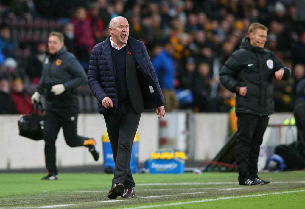HULL, ENGLAND - NOVEMBER 06: Mike Phelan, Manager of Hull City looks on during the Premier League match between Hull City and Southampton at KC Stadium on November 6, 2016 in Hull, England.  (Photo by Alex Livesey/Getty Images)