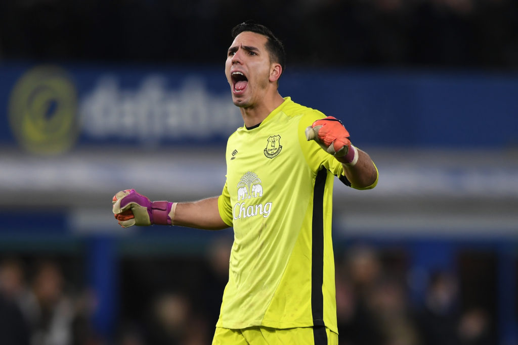 Robles loving Everton’s noisy home crowds