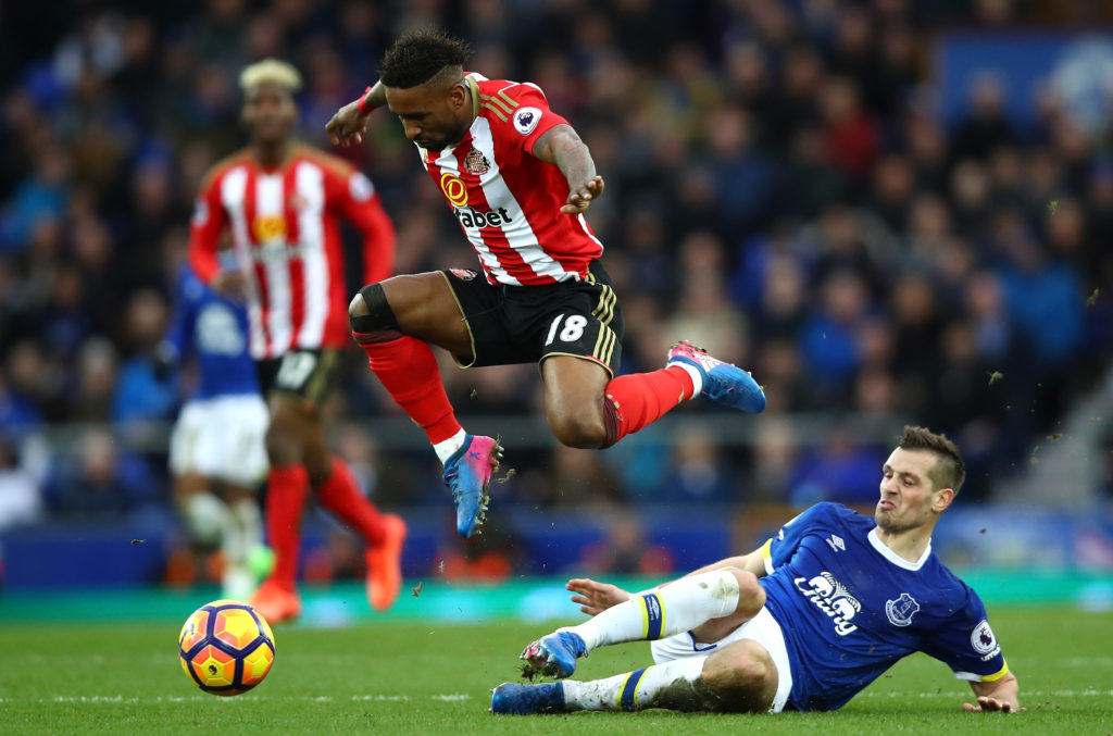 Defoe insists unity is key for Black Cats