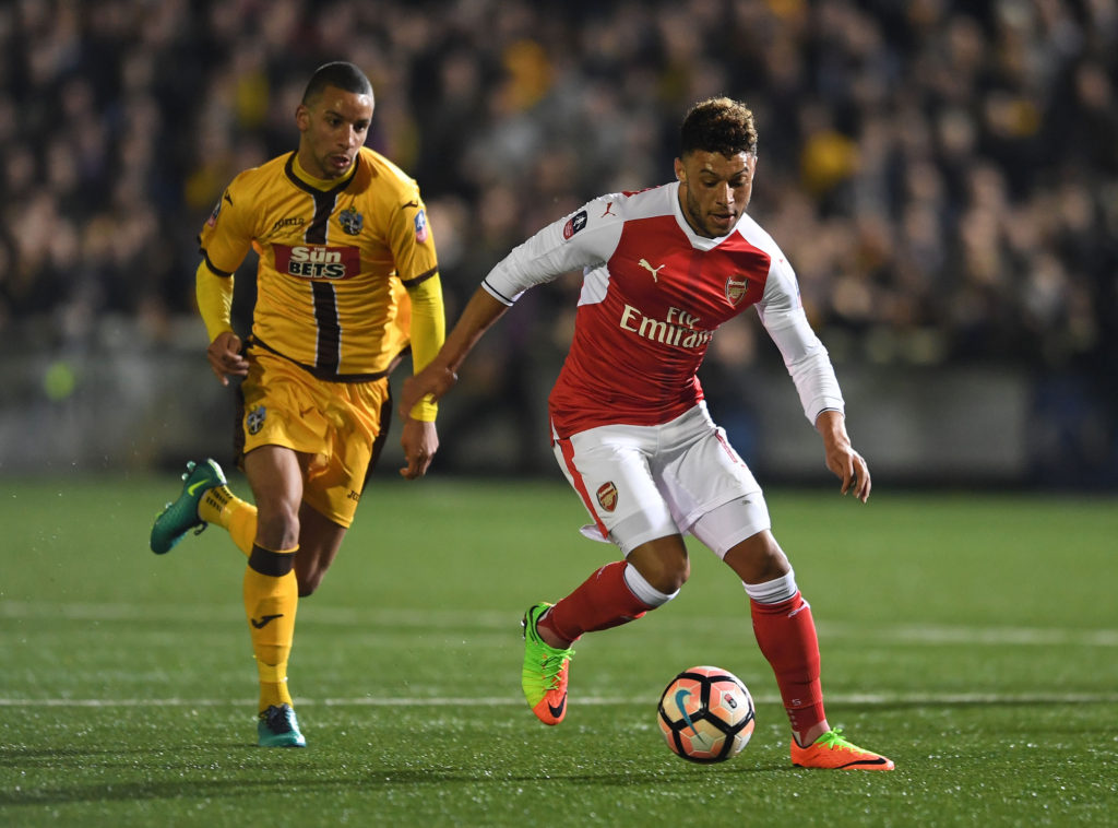 Wenger: Ox deserving of Arsenal accolades