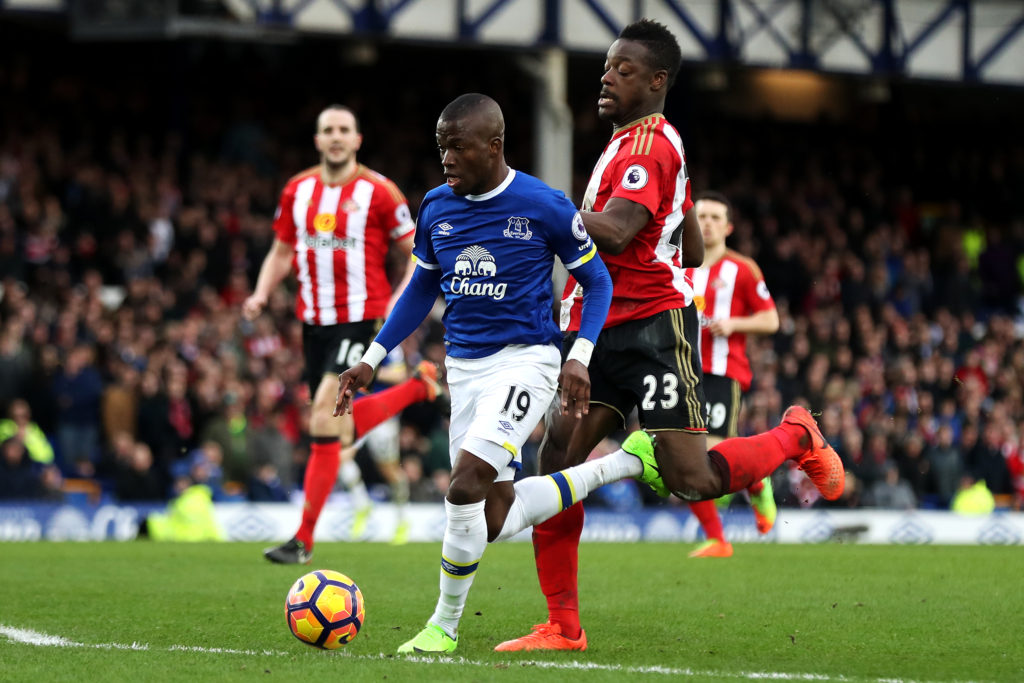 Valencia happy to play wide role for Toffees