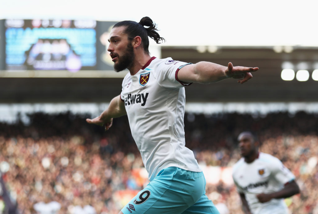 Collins feels West Ham team-mate Carroll should be back in England fold