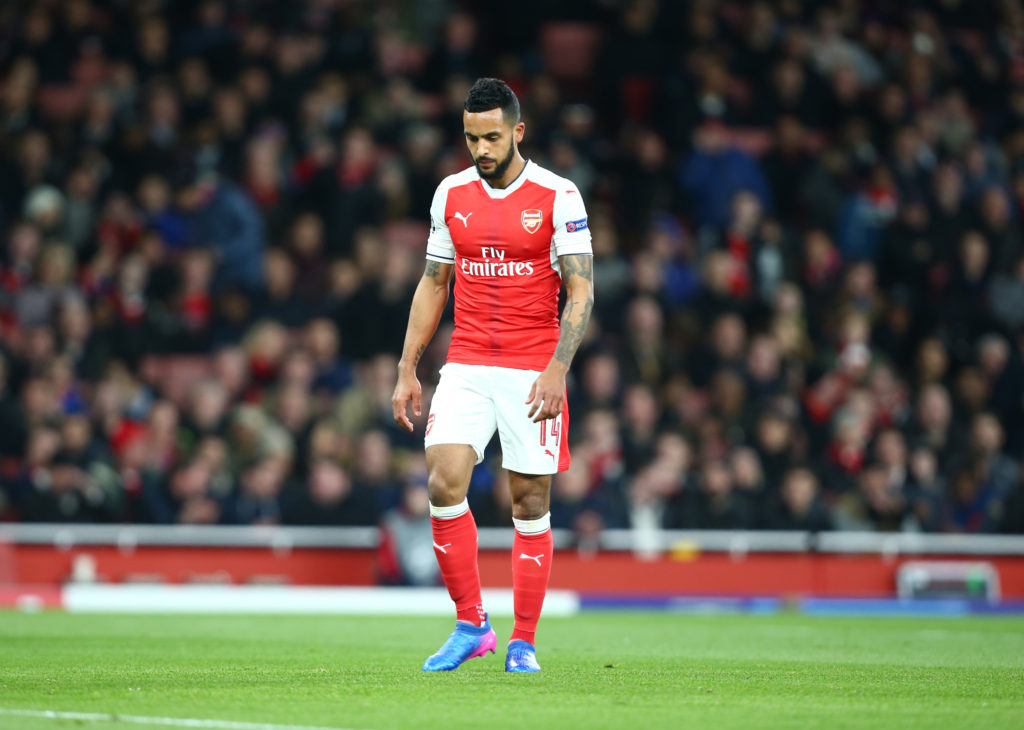 Walcott desperate to put Champions League behind Arsenal