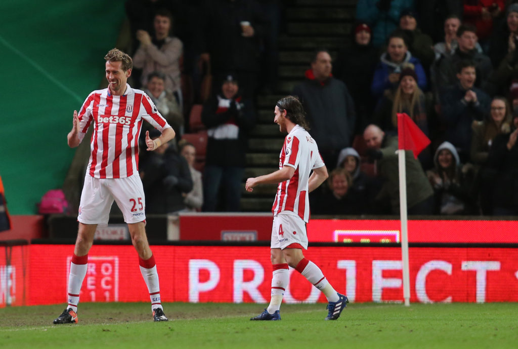 Stoke striker Crouch has no retirement plans
