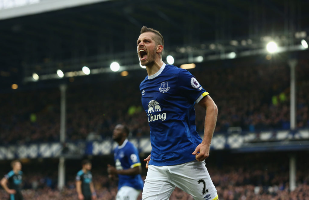 Schneiderlin backing Everton to be big summer spenders