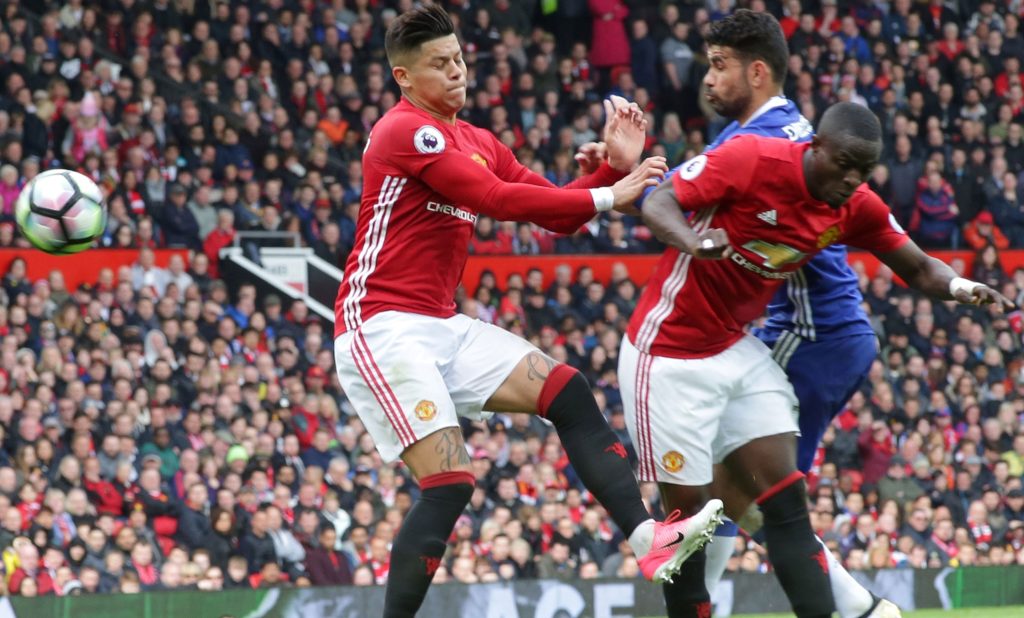 Mourinho tips his cap to Manchester United centre-backs