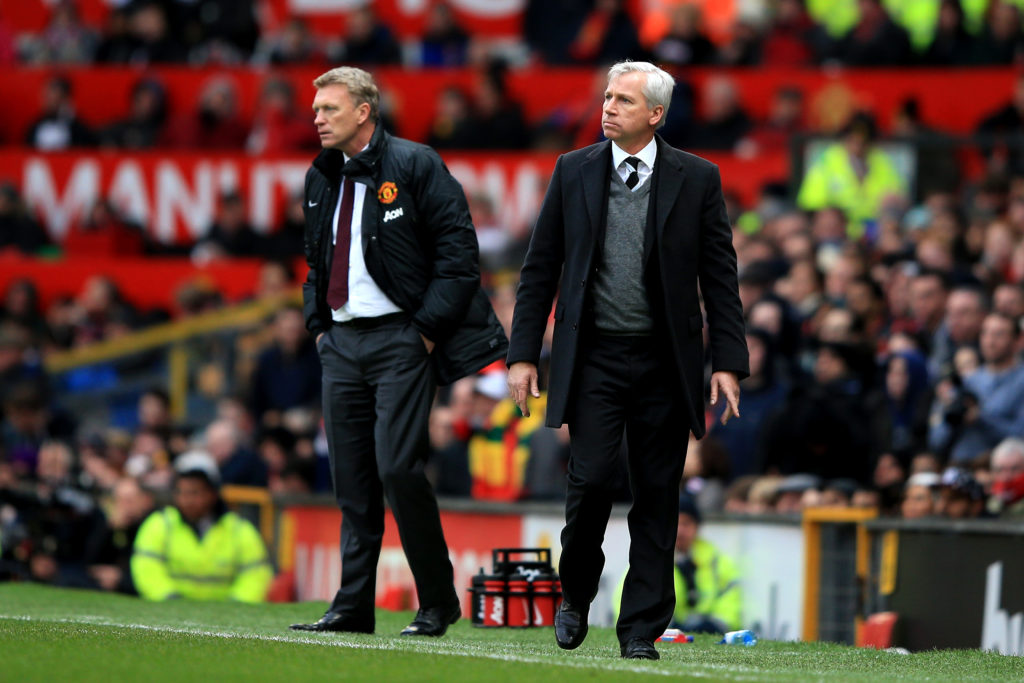 Pardew urges Sunderland to keep Moyes on