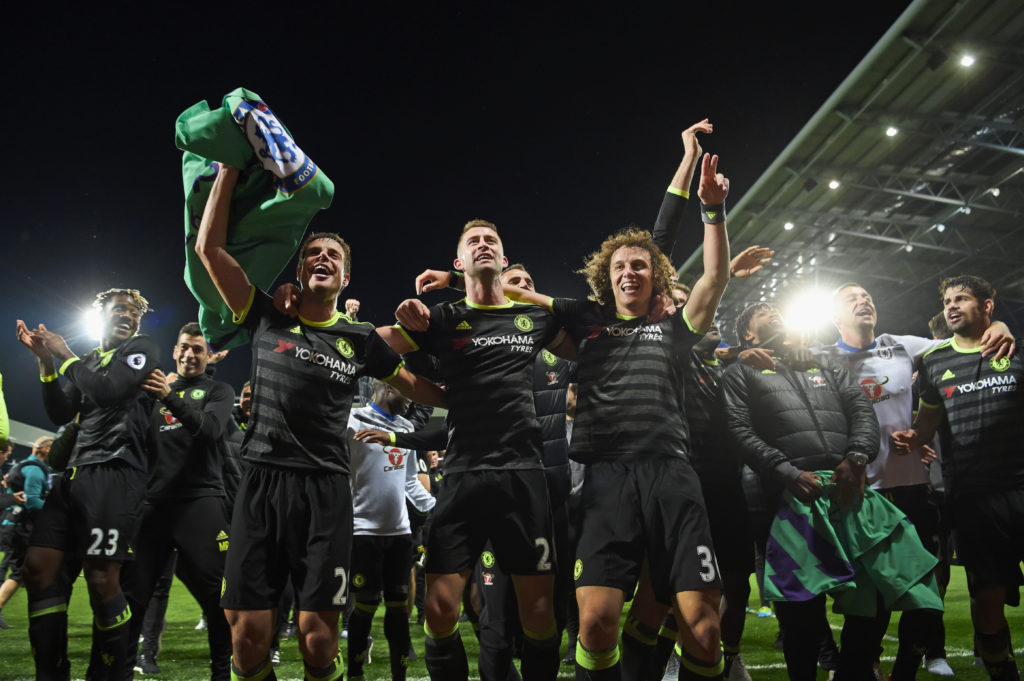 WEST BROMWICH, ENGLAND - MAY 12: Cesar Azpilicueta, Gary Cahill and David Luiz celebrate winning the league after the Premier League match between West Bromwich Albion and Chelsea at The Hawthorns on May 12, 2017 in West Bromwich, England. Chelsea are crowned champions after a 1-0 victory against West Bromwich Albion. (Photo by Michael Regan/Getty Images) Restrictions