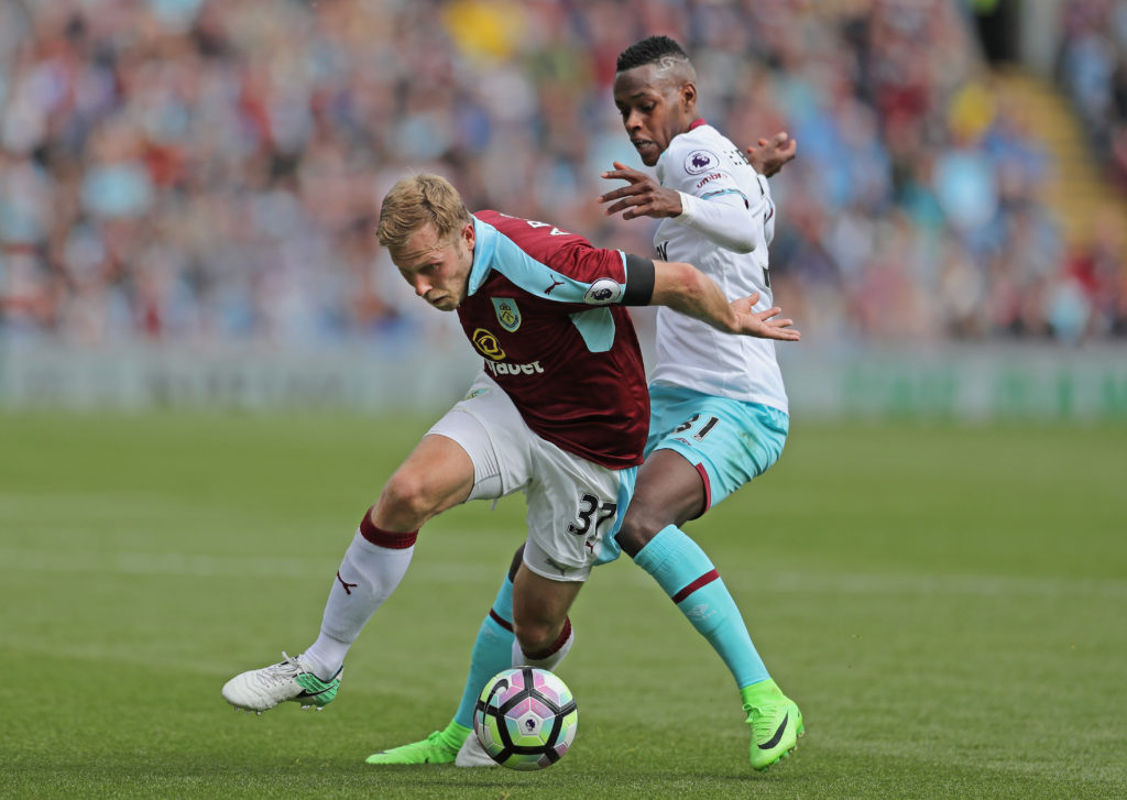 BURNLEY, ENGLAND - MAY 21: Daniel Agyei of Burnley and Edimilson Fernandes of West Ham United battle for the ball during the Premier League match between Burnley and West Ham United at Turf Moor on May 21, 2017 in Burnley, England.  (Photo by Mark Robinson/Getty Images)