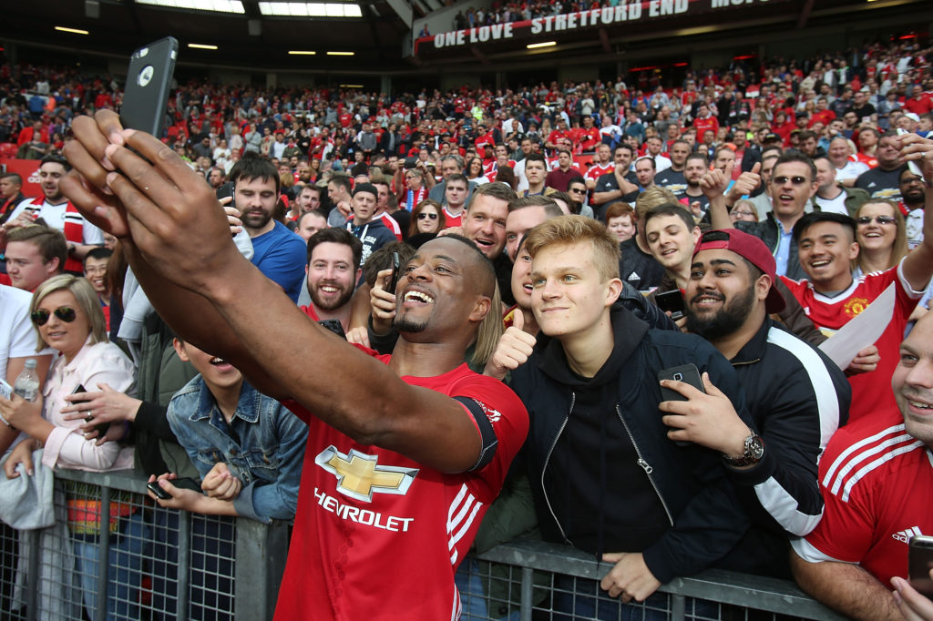 Evra delighted with United homecoming for Carrick testimonial