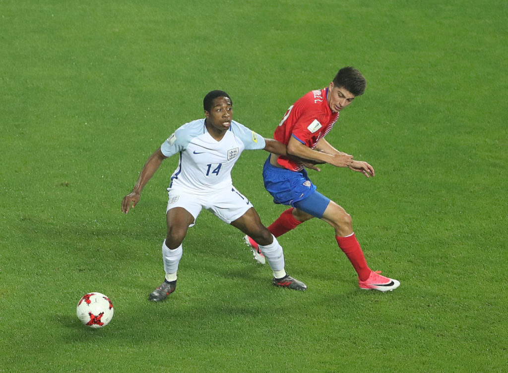 JEONJU, SOUTH KOREA - MAY 31: Kyle Walker-Peters of England is challenged by Luis Hernandez of Costa Rica during the FIFA U-20 World Cup Korea Republic 2017 Round of 16 match between England and Costa Rica at Jeonju World Cup Stadium on May 31, 2017 in Jeonju, South Korea.  (Photo by Robert Cianflone - FIFA/FIFA via Getty Images)