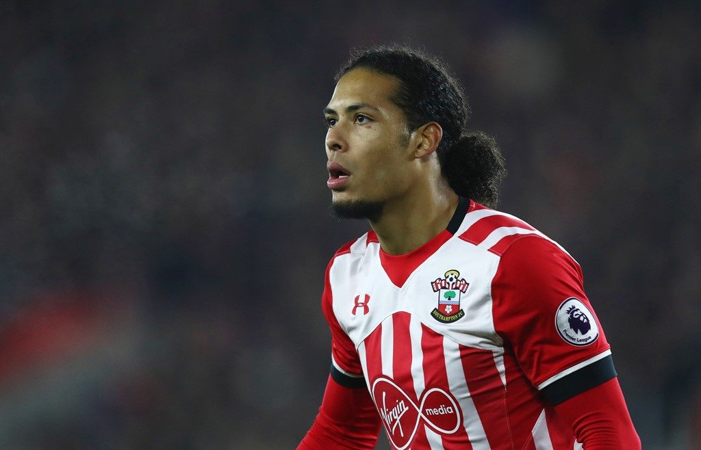 Liverpool legend Aldridge: van Dijk could hold Southampton to ransom